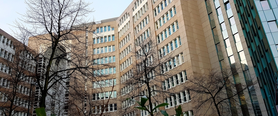 Außenaufnahme Gebäude "Ludwig-Erhard-Allee"
