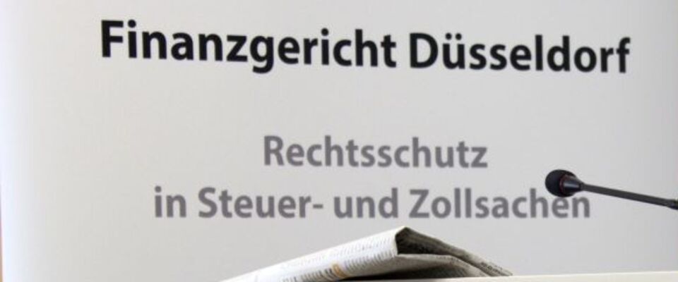 Mikrophon mit Banner