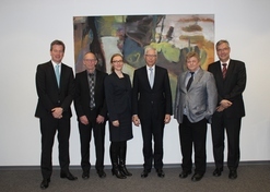 Besuch von Vertretern des Bundes der Steuerzahler beim Finanzgericht Düsseldorf, von links: Dr. Christian Graw, Hans-Ulrich Liebern, Katharina te Heesen, Helmut Plücker, Heinz Wirz und Harald Junker Besuch von Vertretern des Bundes der Steuerzahler beim Finanzgericht Düsseldorf, von links: Dr. Christian Graw, Hans-Ulrich Liebern, Katharina te Heesen, Helmut Plücker, Heinz Wirz und Harald Junker